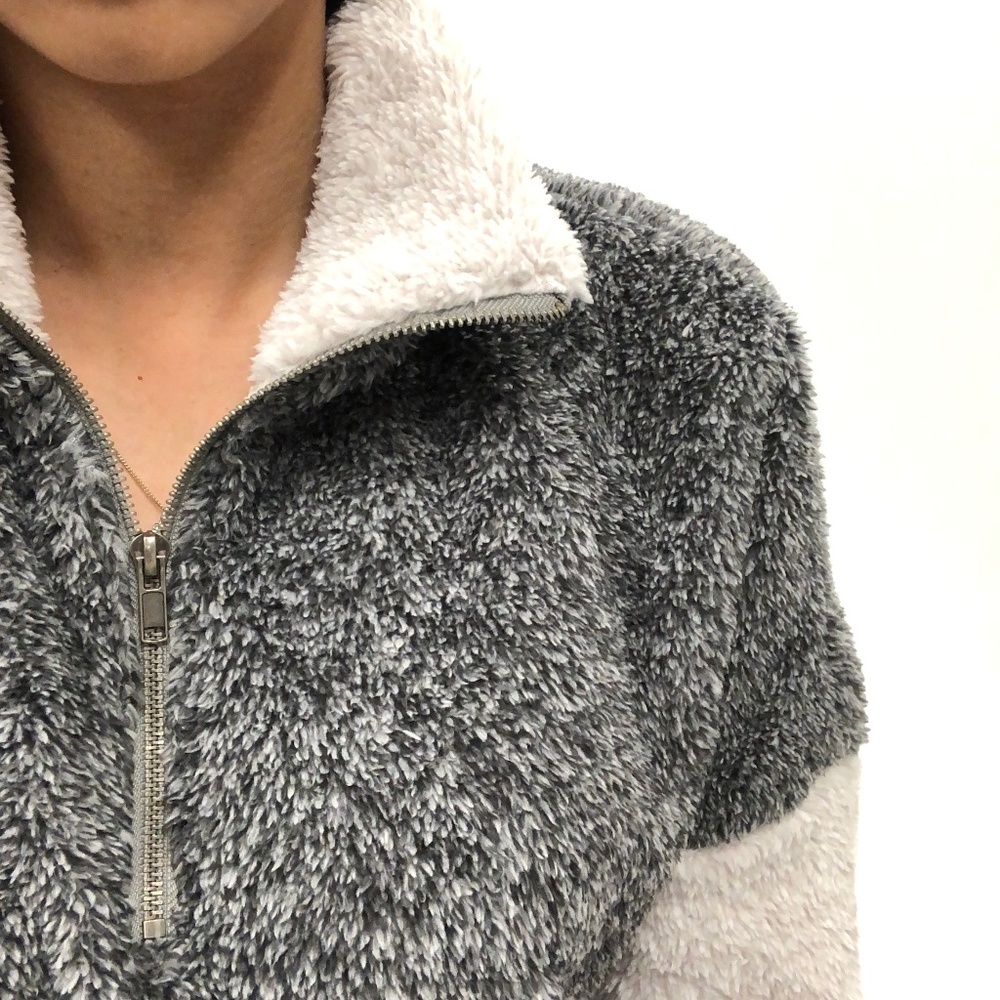 LAST S// ADDISON Fuzzy Sweater - Picture 6 of 8